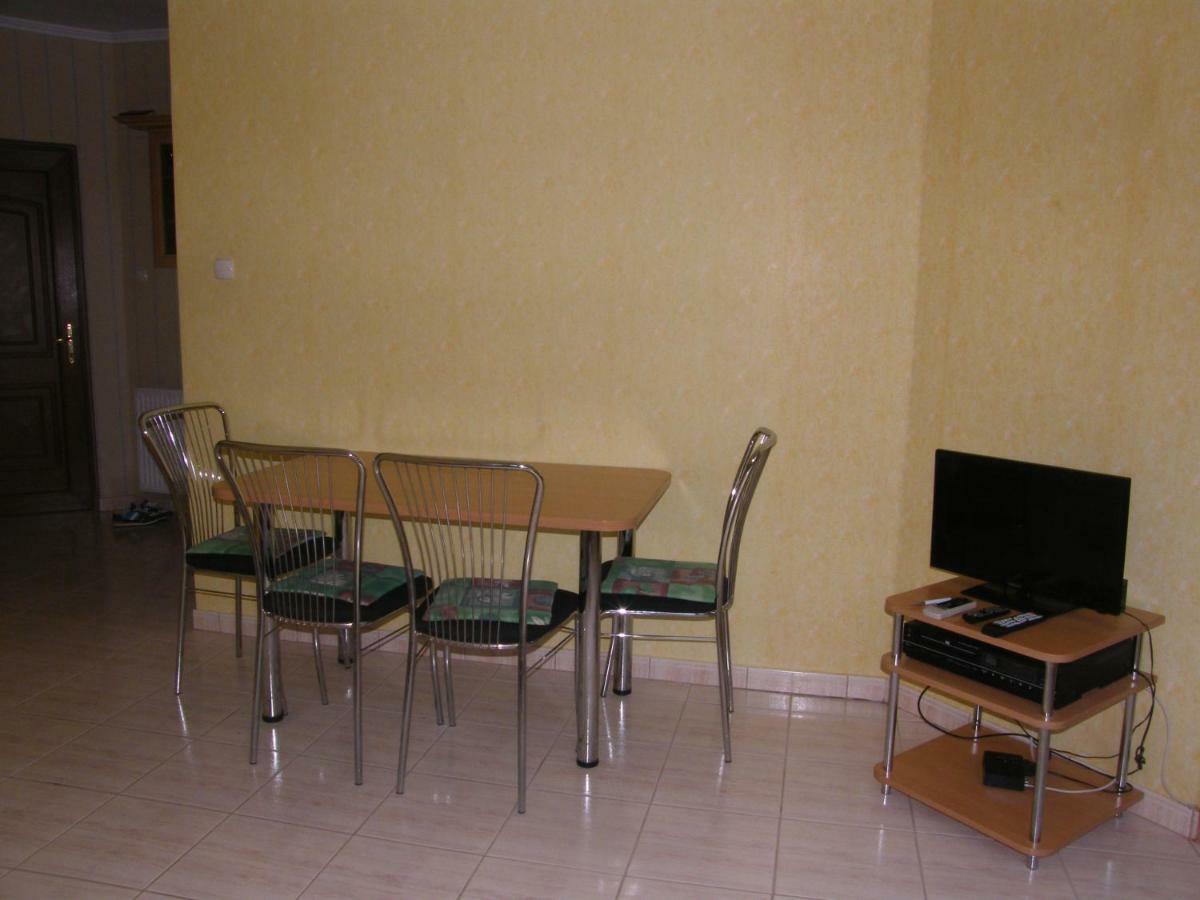 Park Sétány Apartman Balatonlelle Exterior foto